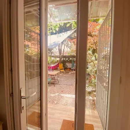 Cozy Studio Flat With Garden Rome